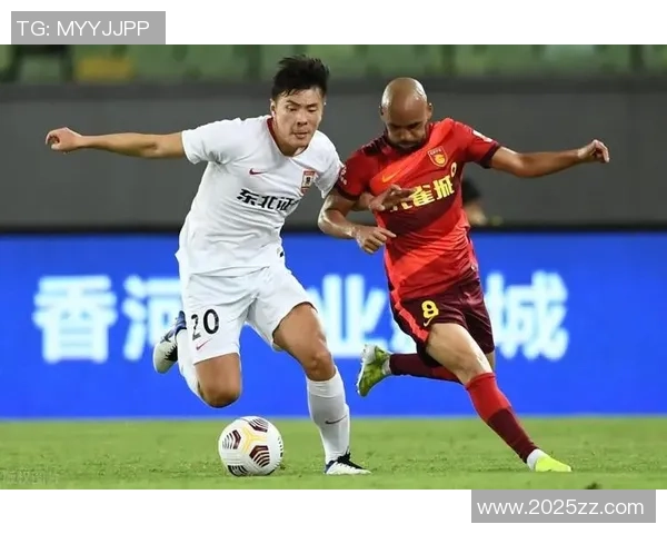 深圳足球队灵活性创新高引发热议助力球队崛起之路